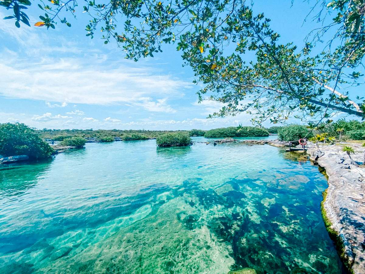 Crystal clear turquoise waters at yal ku lagoon.